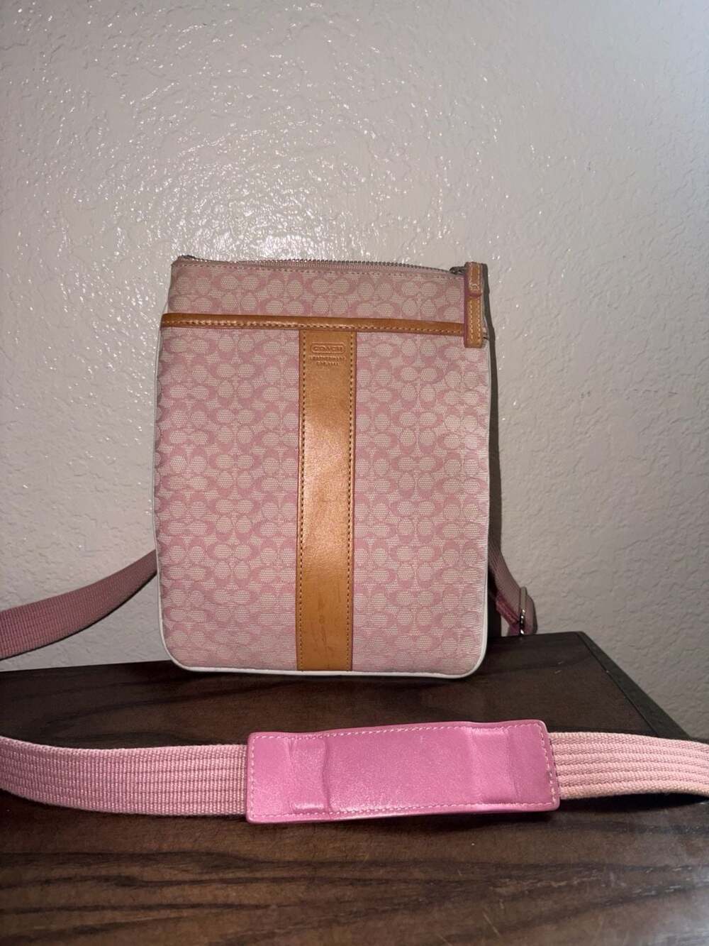 Coach Signature Canvas Pink Crossbody Swingpack Bag